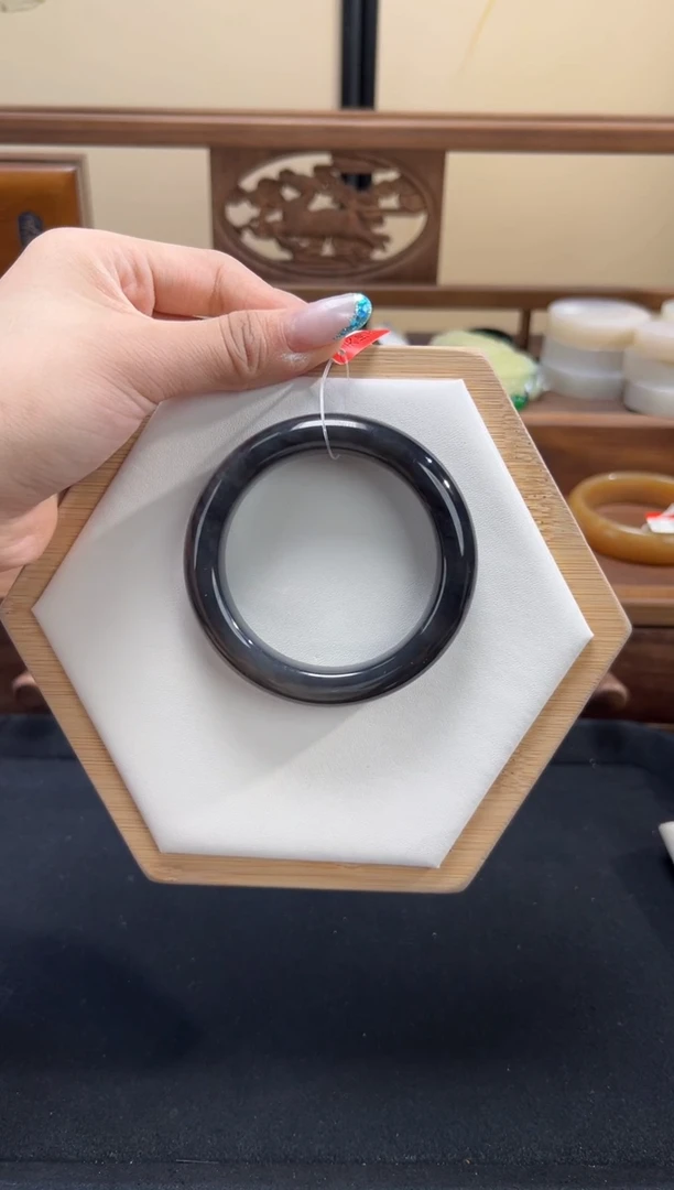 和田玉手镯未镶嵌54.8