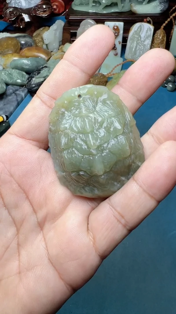 未镶嵌和田玉把件-