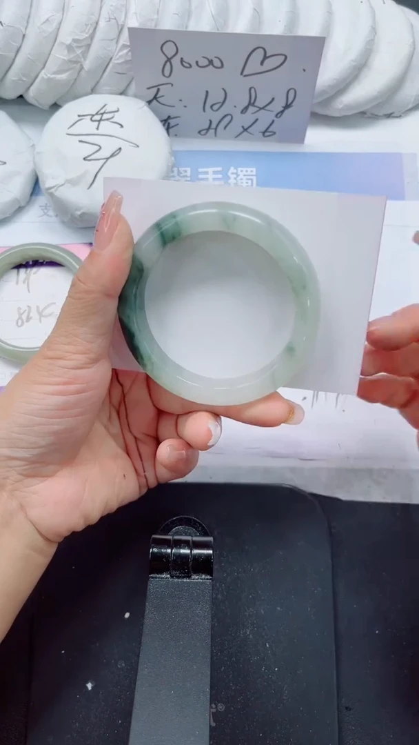 未镶嵌手镯石英质玉140-54
