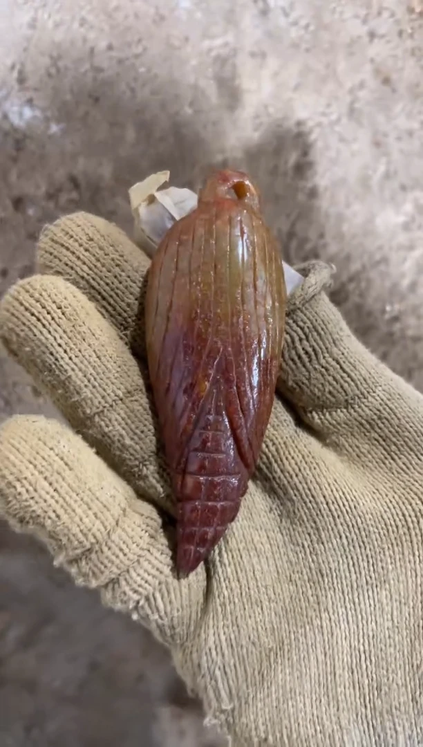 未镶嵌和田玉挂件未镶嵌和田玉把件