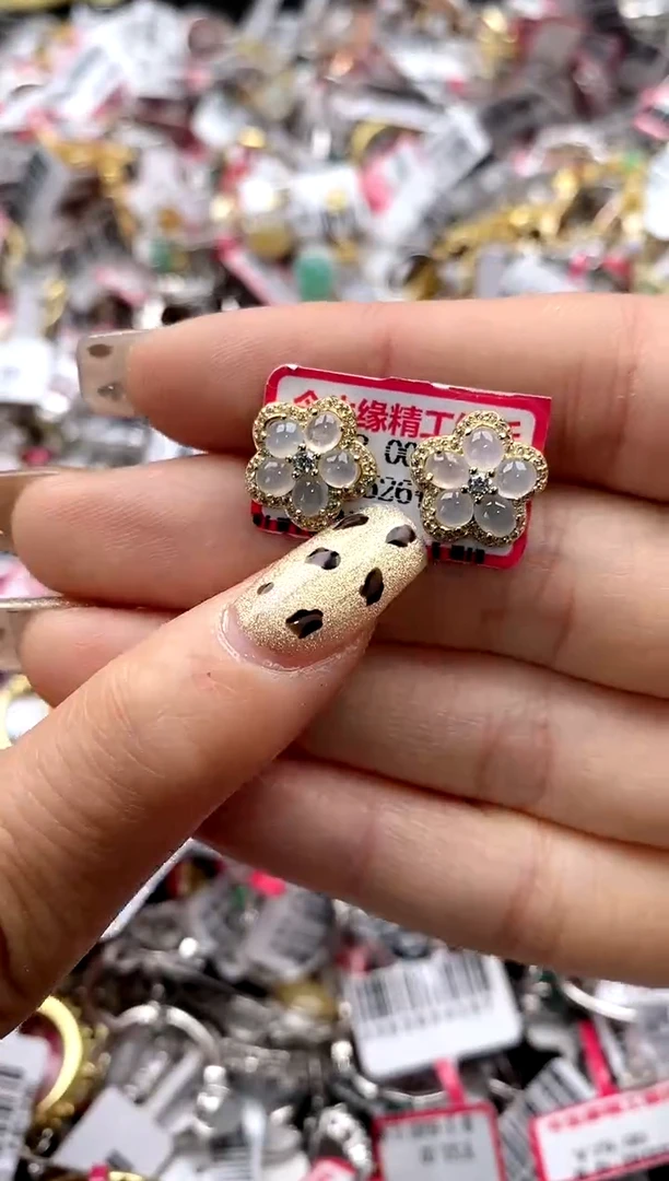 【闪购商品】翡翠戒指银S925镶嵌6666666    3