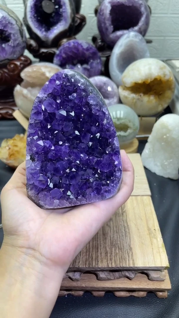 未镶嵌大型摆件（非配饰）紫晶175号摆件