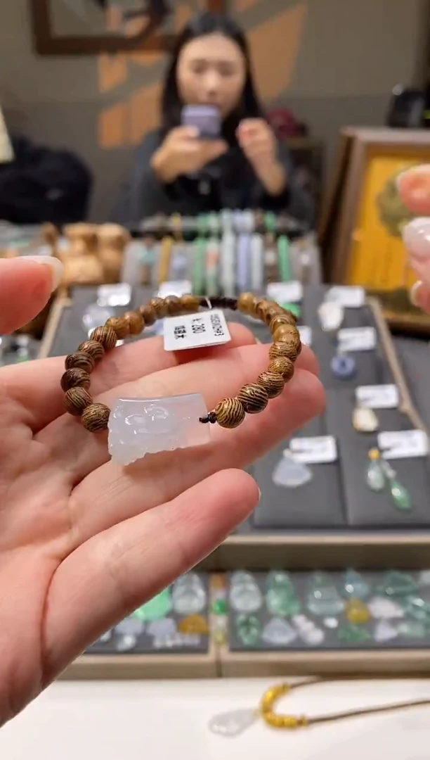 未镶嵌手串翡翠手牌
