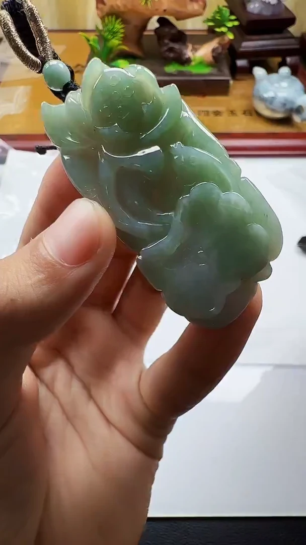 吊坠(不含链)未镶嵌翡翠1