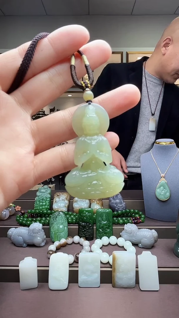 【闪购商品】和田玉颈饰未镶嵌苏