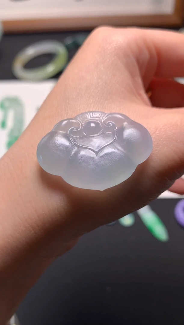 未镶嵌定制翡翠Y****哇 0249154734 尾款