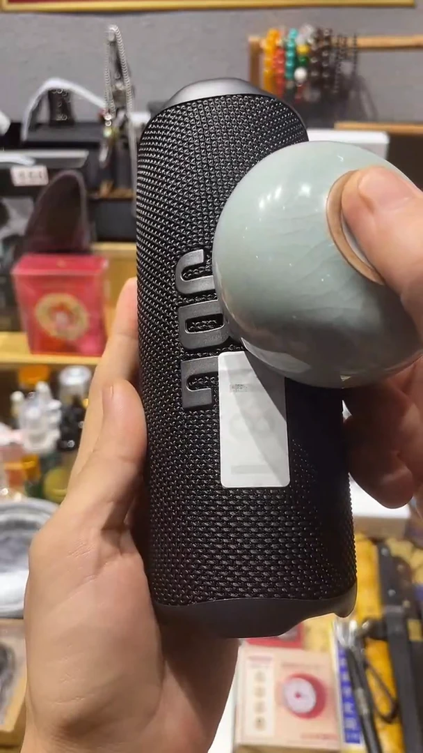 瓷片闪购商品 如图所示