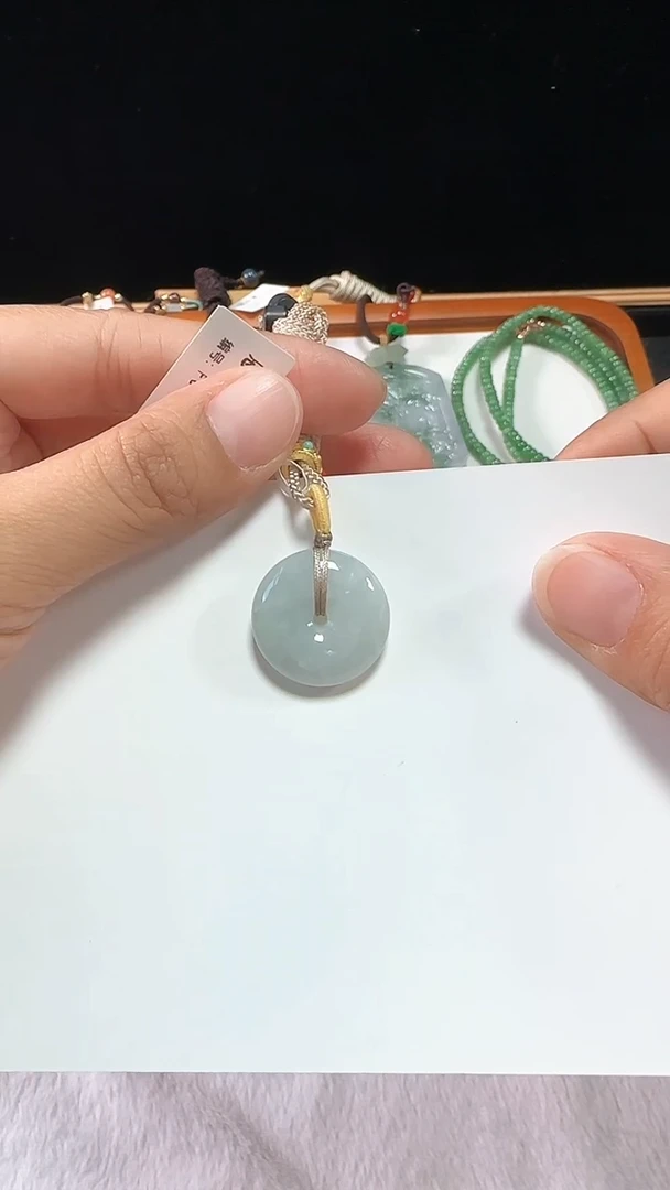 翡翠未镶嵌颈饰缅甸翡翠