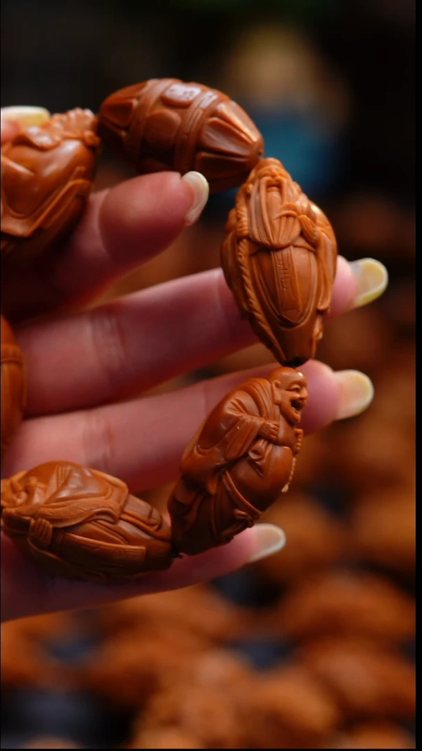 吊坠橄榄核承**金橄榄核