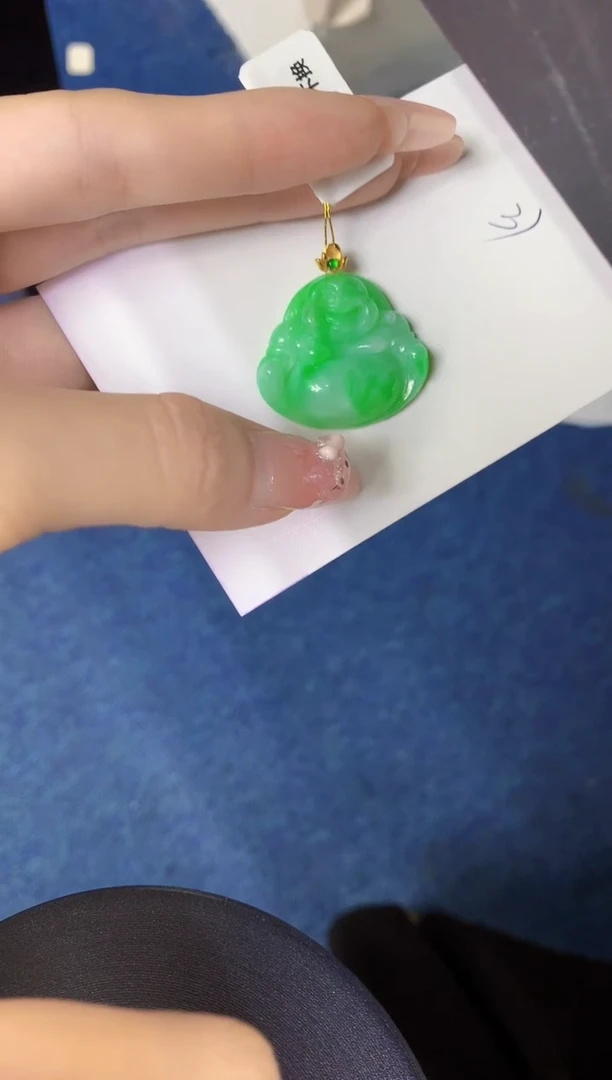 颈饰18K金镶嵌翡翠缅甸天然翡翠A货