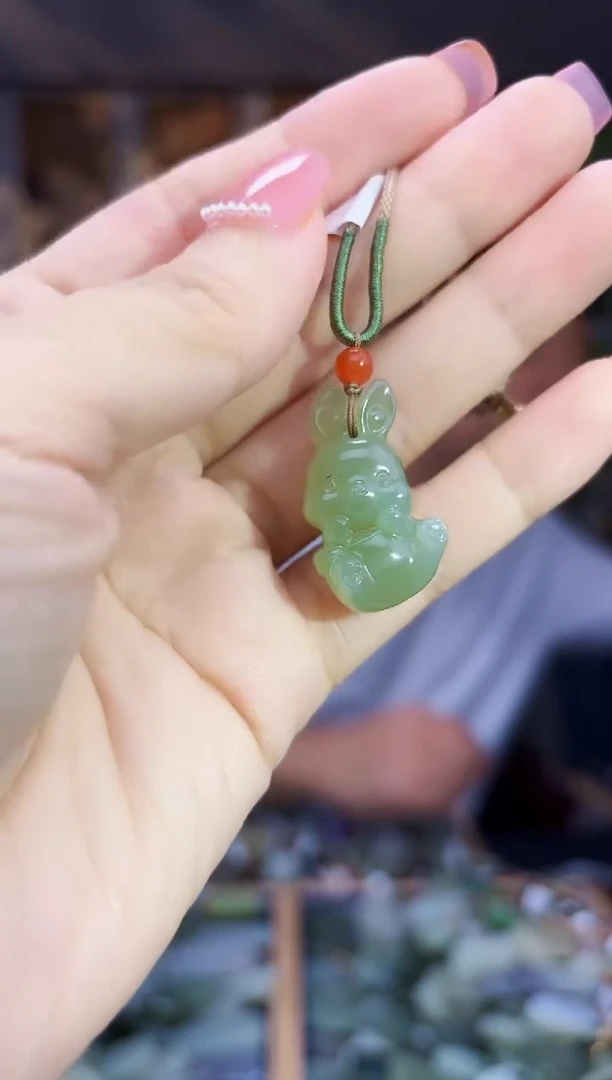 和田玉未镶嵌挂件拍一发一