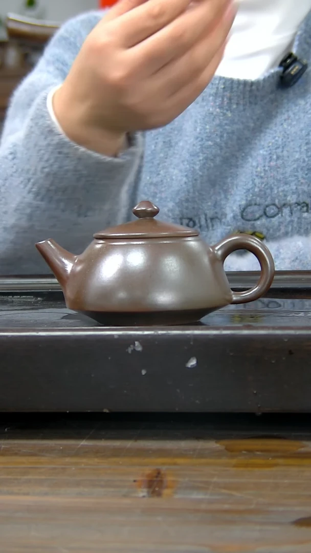 【闪购商品】贵台龙窑柴烧茶壶910