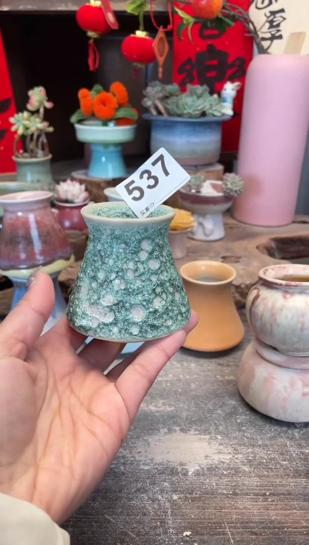 【闪购商品】摆件537知木小芳花盆