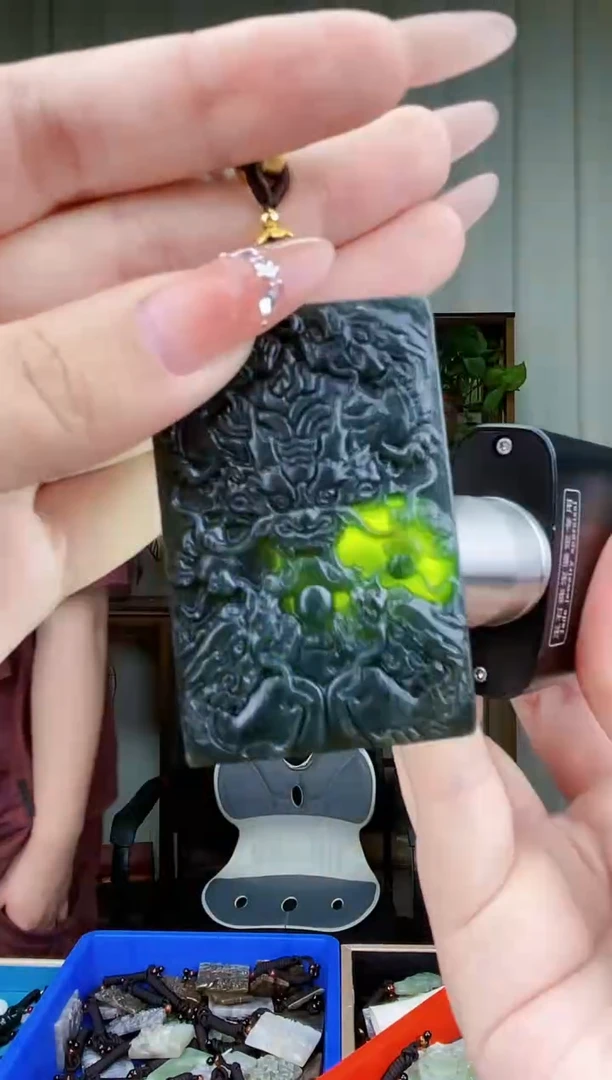 和田玉未镶嵌挂件拍一发一，多样性发货