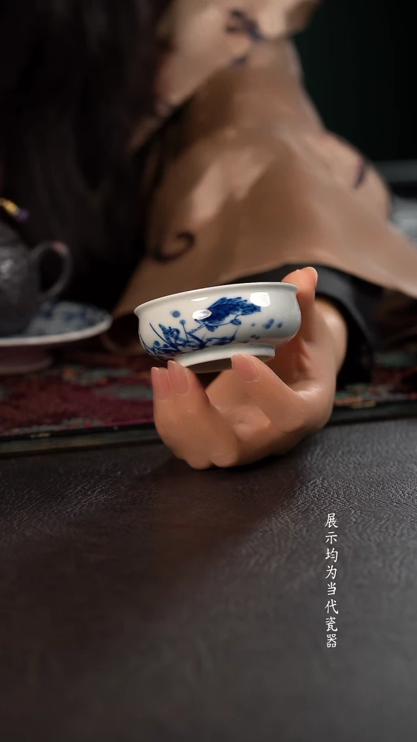 厚力煊荷花鳜鱼矮炉式杯 随机