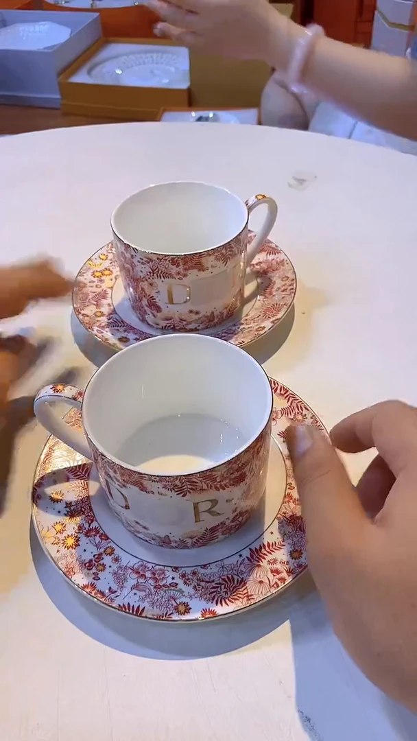 杯鸿辉家品牌瓷器，京东包邮！