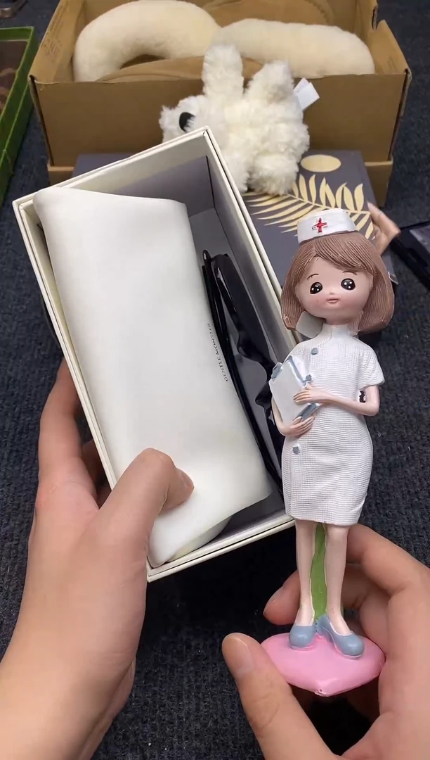 瓷片如图所示 平安高端礼品