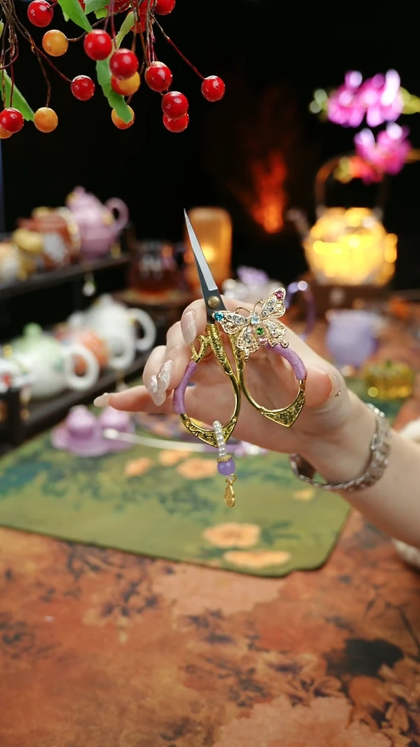 【闪购商品】紫色蝴蝶茶袋小剪刀