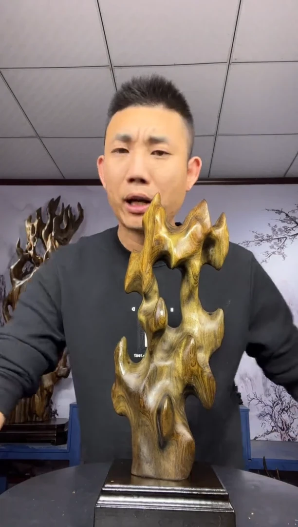 金丝楠木雕款?**哥金丝楠木工艺品摆件