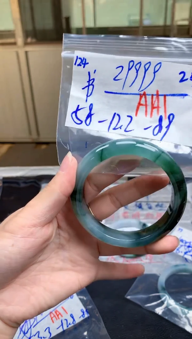 定制翡翠未镶嵌124毛货需精细抛光手镯拍一发一618