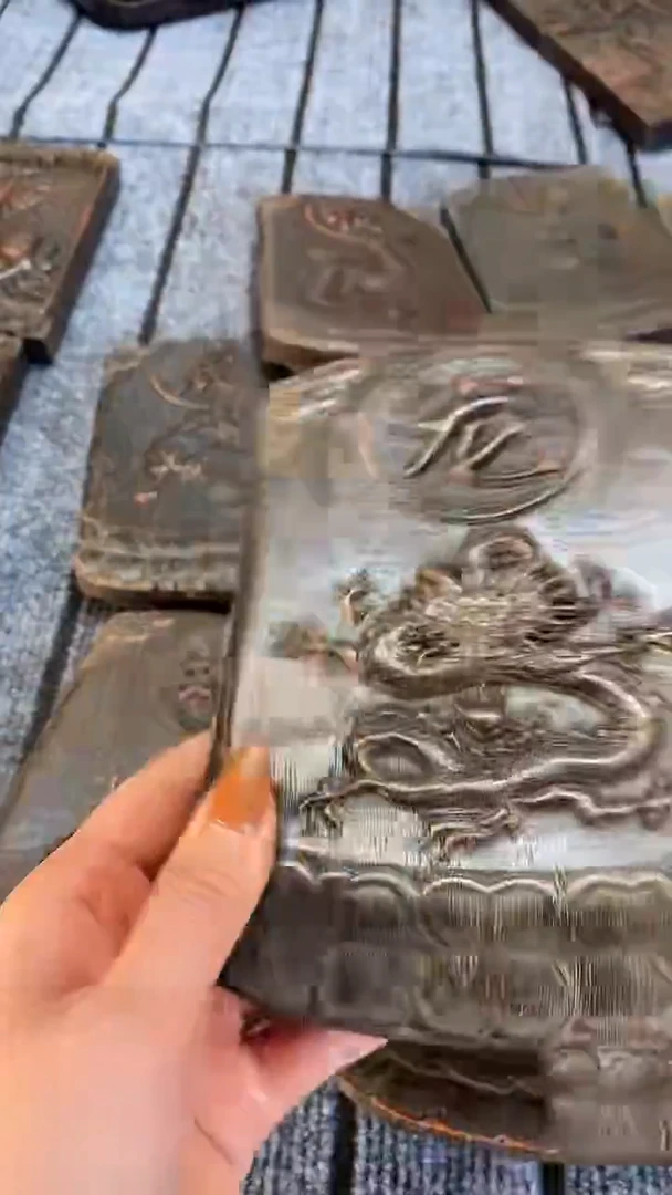 木中****富紫檀雕刻一物一拍