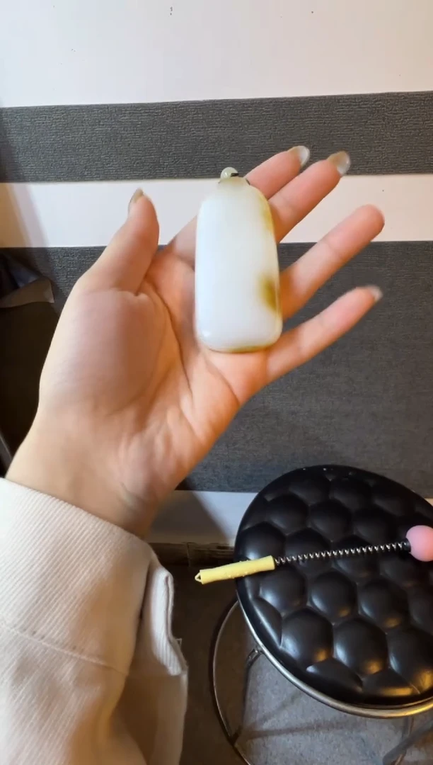 吊坠(赠链)未镶嵌和田玉金山糖白牌子（产地直发）