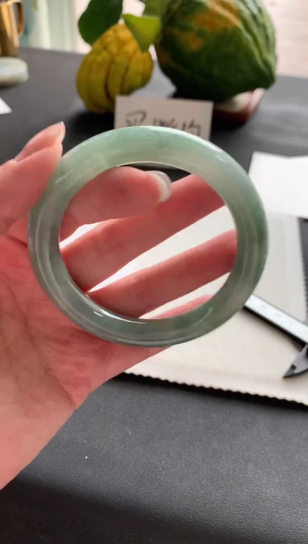 未镶嵌手镯翡翠56.4圆条A8406买断