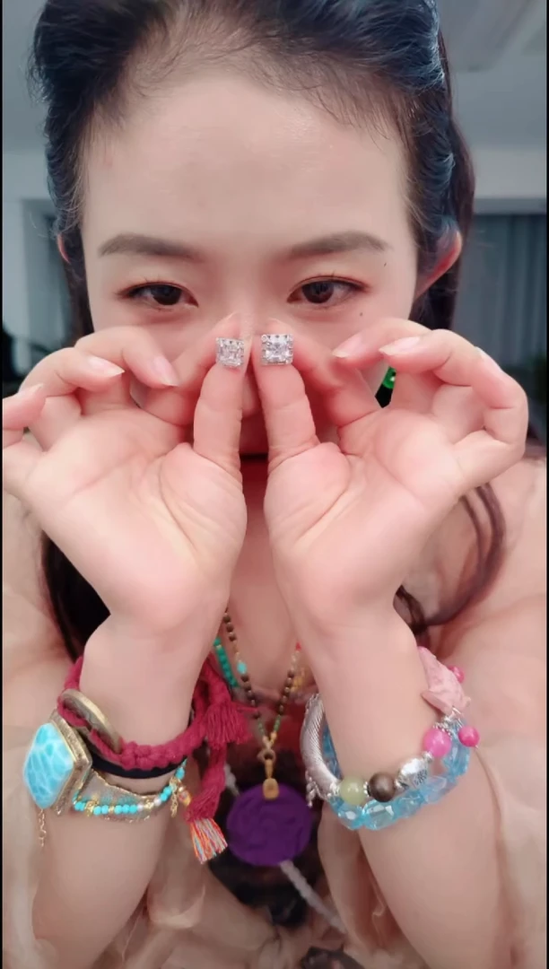 合金无2885方耳钉