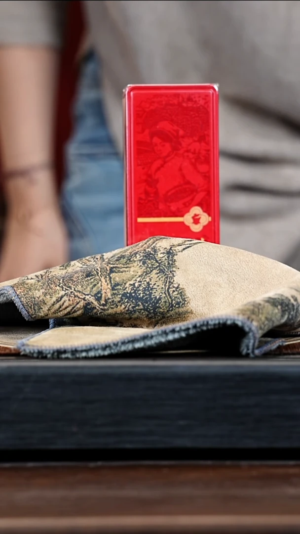 宜兴紫砂团团紫砂精选谢礼1