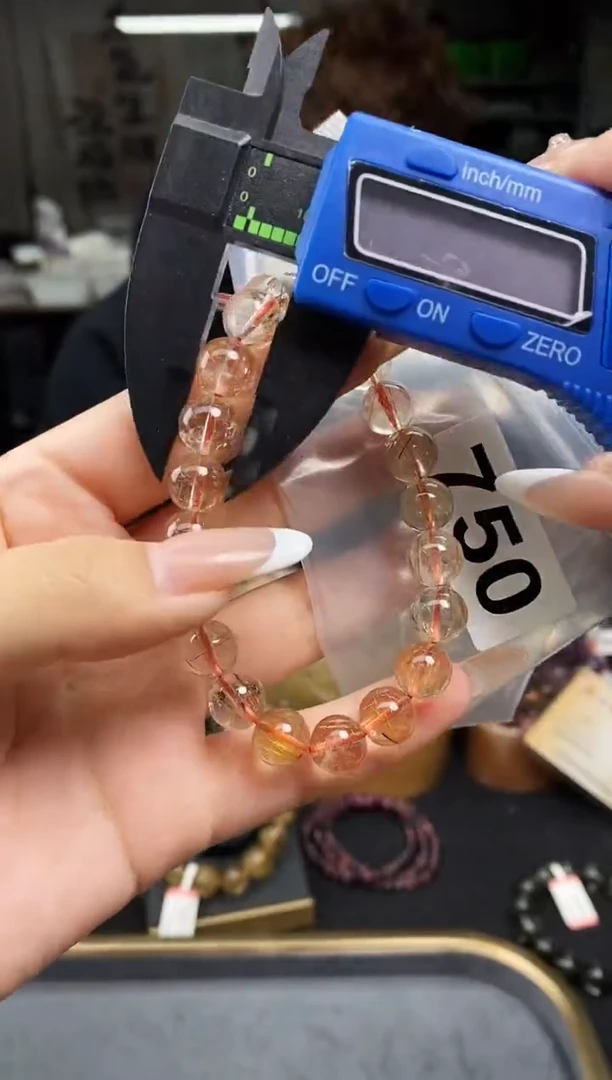 【闪购商品】手串未镶嵌水晶手串750