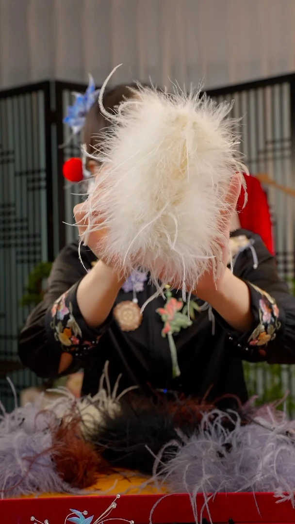 刺绣白色毛毛13CM