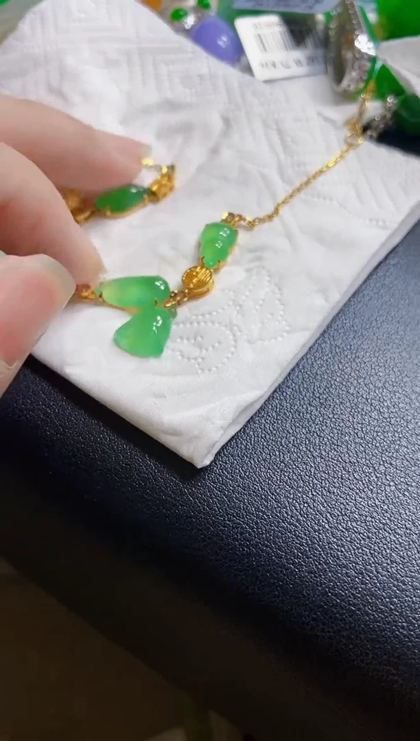 翡翠18K金镶嵌颈饰?*?手链