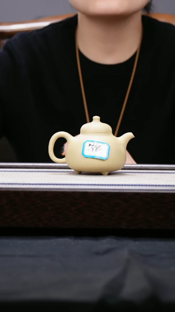 【闪购商品】紫砂茶壶本山绿泥  三足乳鼎