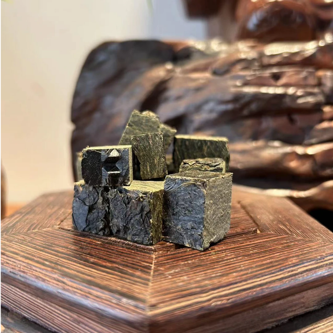 【青山荐】品鉴装2024二两醉*12g2022渠江黑砖12g2023金花茯砖*12g