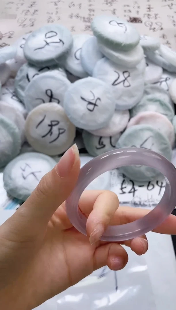 未镶嵌手镯石英质玉235-58
