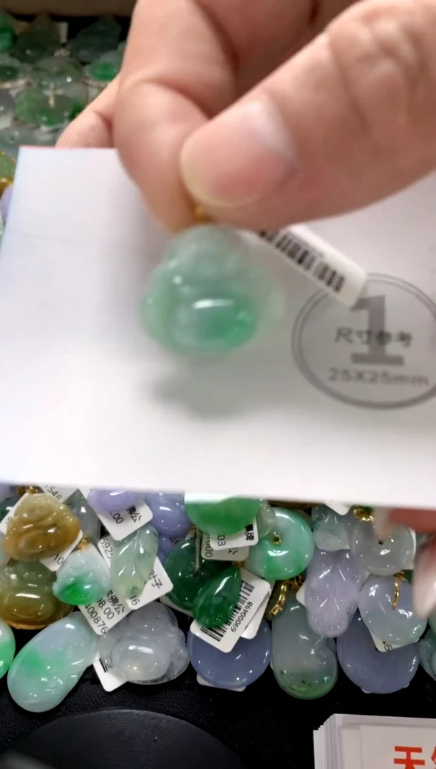 颈饰未镶嵌翡翠1111111111111111