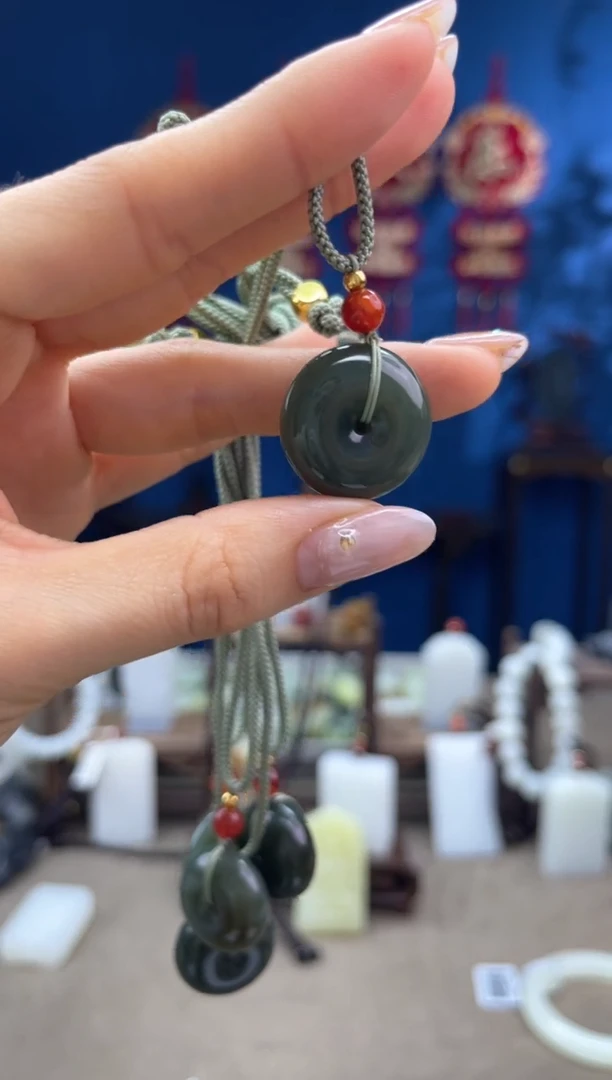 【闪购商品】和田玉颈饰未镶嵌1