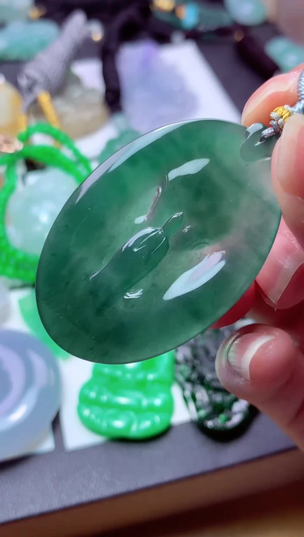 翡翠未镶嵌颈饰天然翡翠