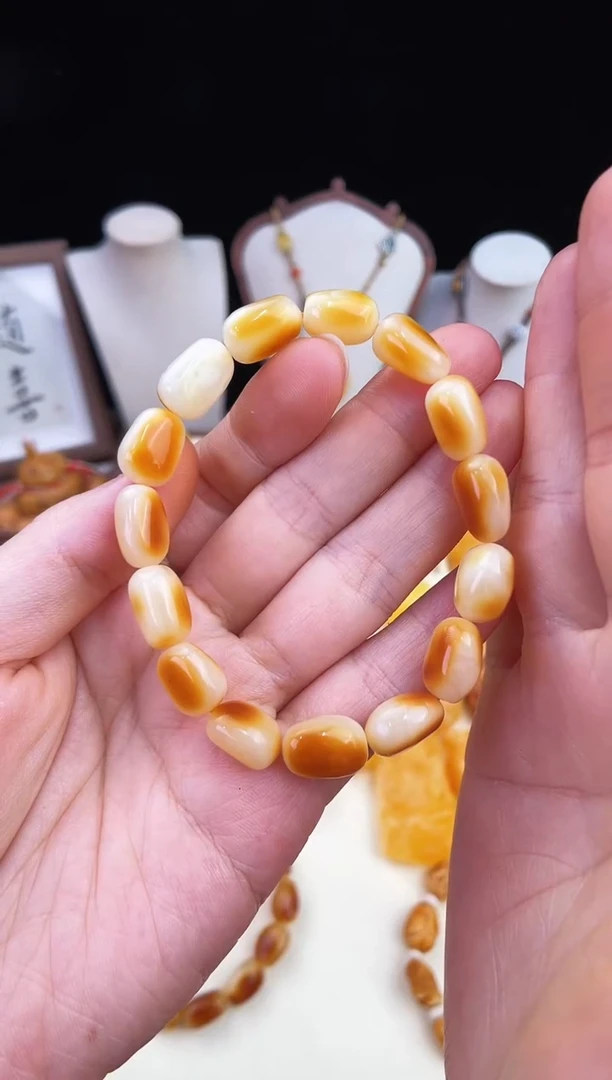 琥珀未镶嵌珠宝奇石柒月