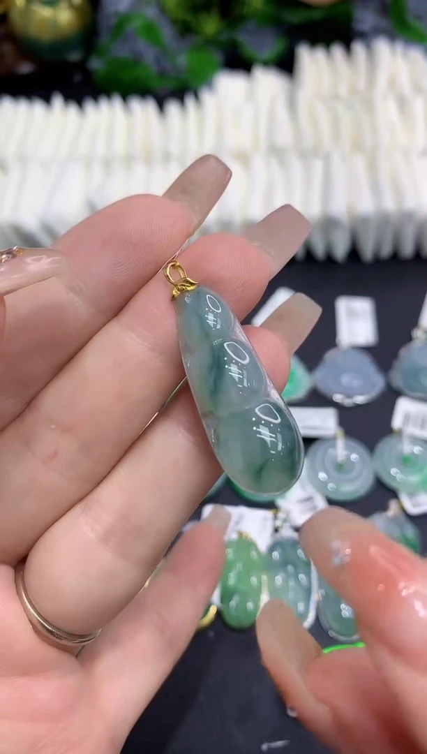 翡翠18K金镶嵌吊坠(不含链)11111