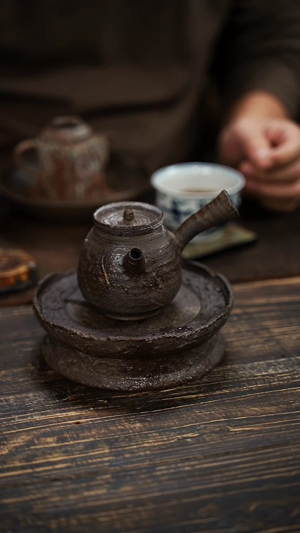 炜*全手工制作 重工 南蛮 爆裂纹 重肌理  侧把壶 180cc