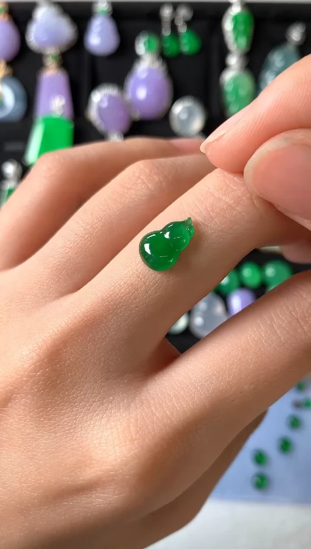 定制翡翠未镶嵌裸石