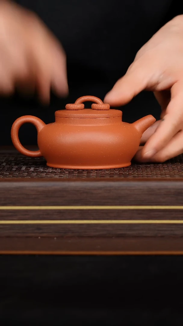 【闪购商品】原矿无添加紫砂壶99纯红降坡双圈200