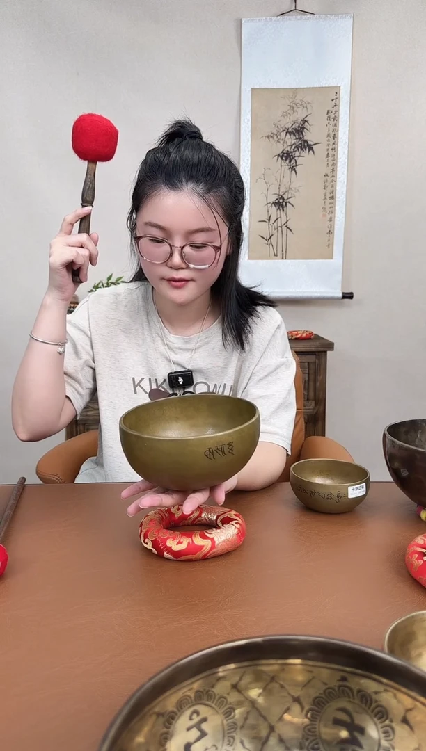 芮*  卡萨