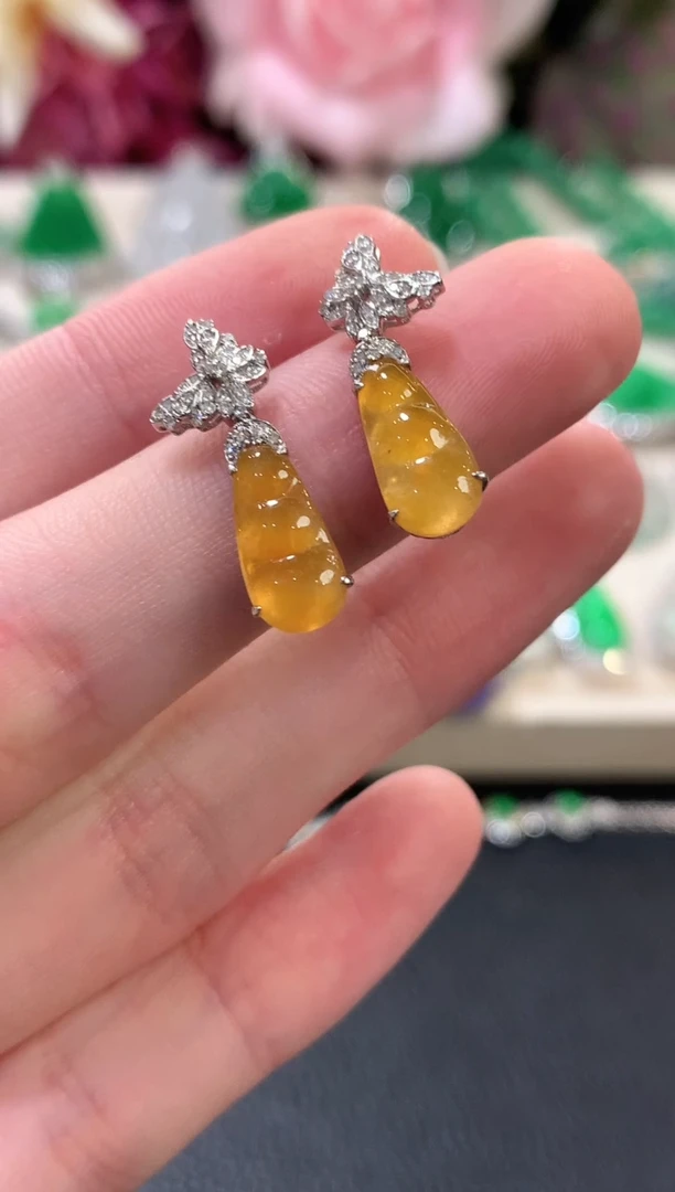 18K金镶嵌翡翠耳饰a70