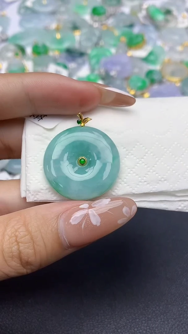 颈饰18K金镶嵌翡翠天然缅甸a货翡翠百元以上9元证书费自理