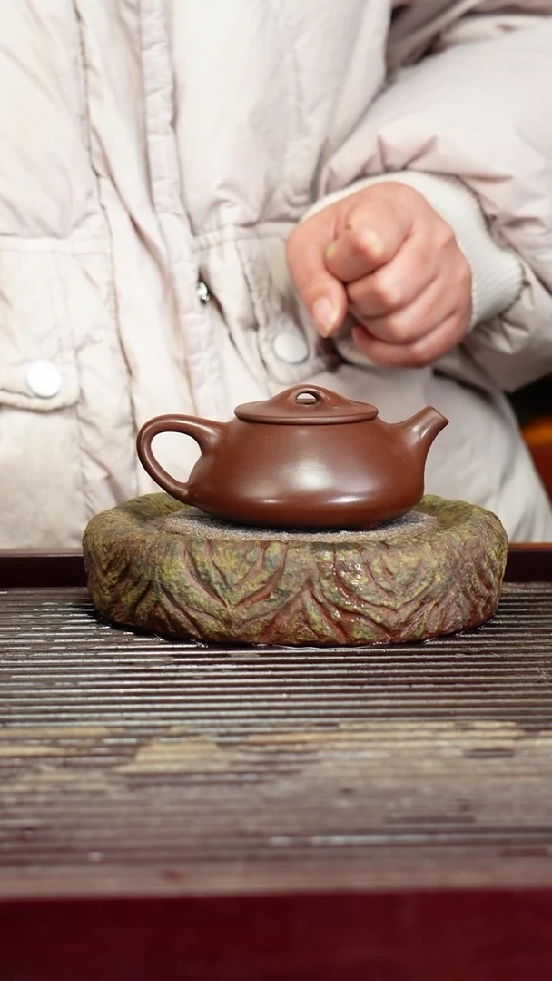 宜兴原矿紫砂壶茶壶110C