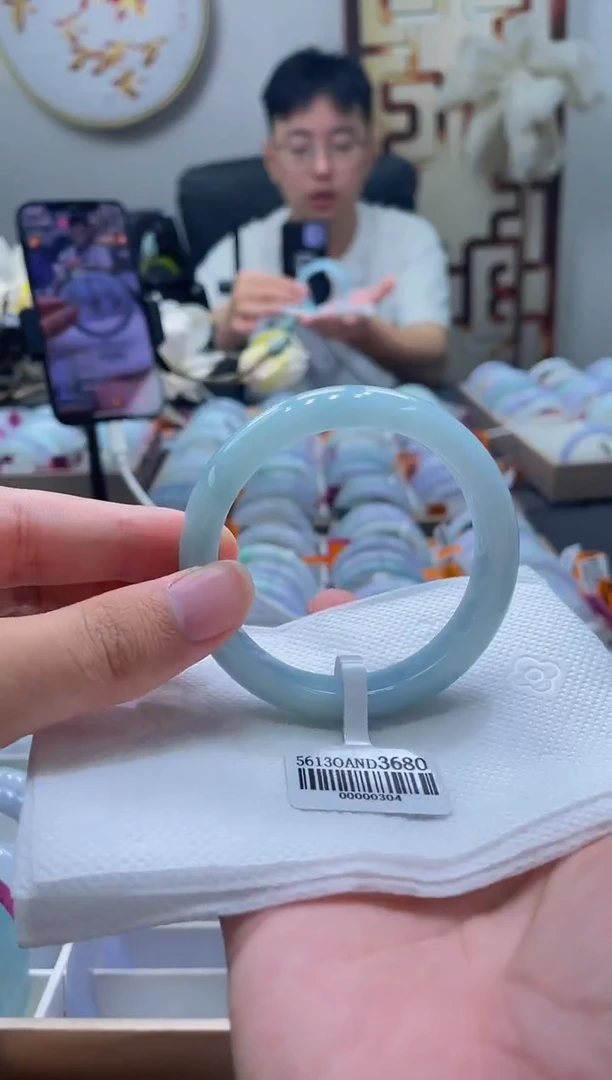 未镶嵌手镯翡翠202-56