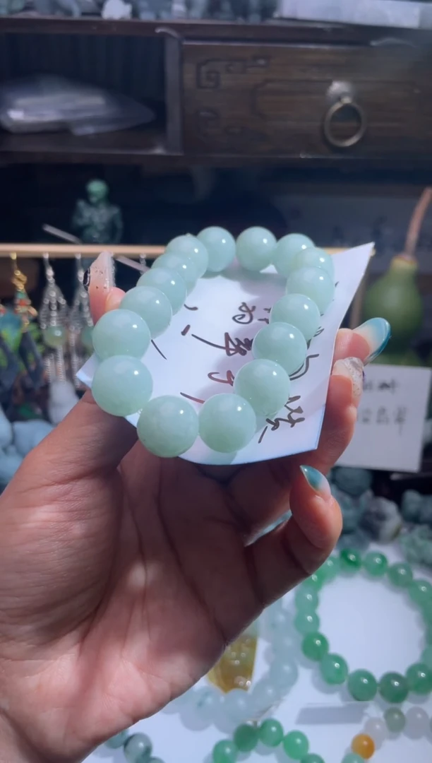 未镶嵌手串翡翠卡**辉缅甸翡翠A货1