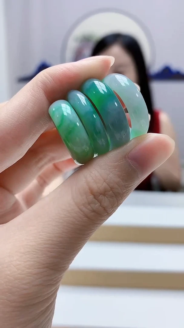 未镶嵌定制翡翠4852zm-毛货挂件45